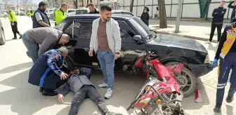 İnegöl'de Motosiklet ile Otomobil Çarpıştı: Bir Yaralı