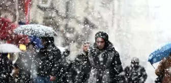 Tarihe geçecek sıcaklık değişimi! İstanbul'a bile kar yağışı göründü