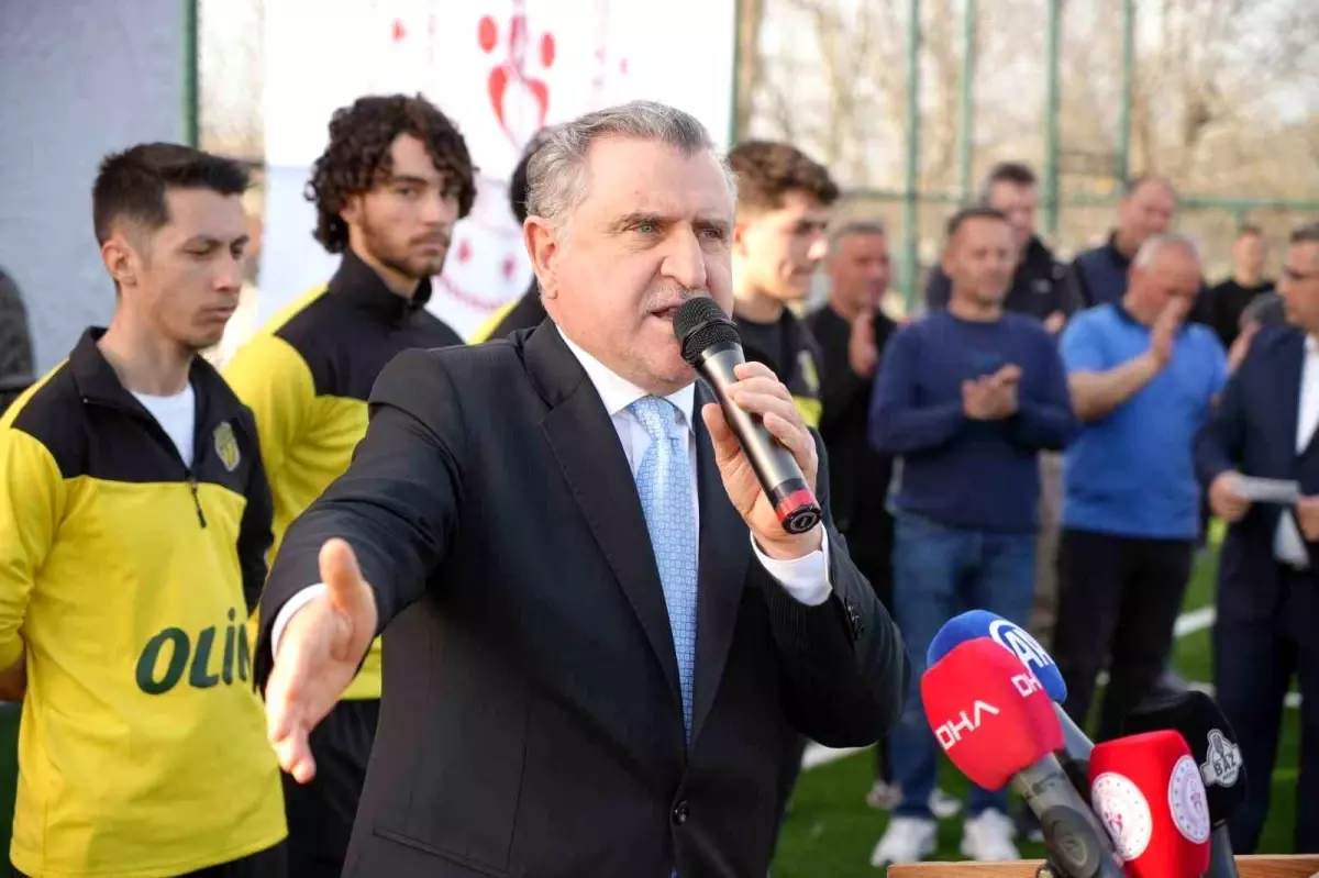 Karaağaç Stadı'nın Açılışı Gerçekleşti