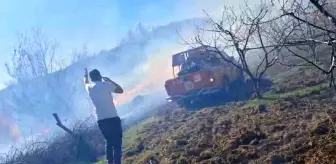 Çanakkale'de Tarım Arazisinde Başlayan Yangın Kontrol Altına Alındı