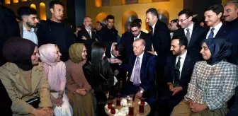 Cumhurbaşkanı Erdoğan, İstanbul'da gençlerle bir araya geldi