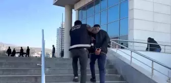 Hatay'da Uyuşturucu Ticareti Yapan 2 Kişi Yakalandı