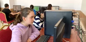 Medicana International Hastanesi'nden Özel Çocuklar İçin Bilişim Atölyesi
