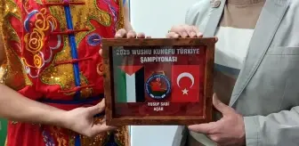 Wushu Kung Fu Türkiye Birincisi Yusuf Sadi Açar, Madalyasını Filistin'e Bağışladı