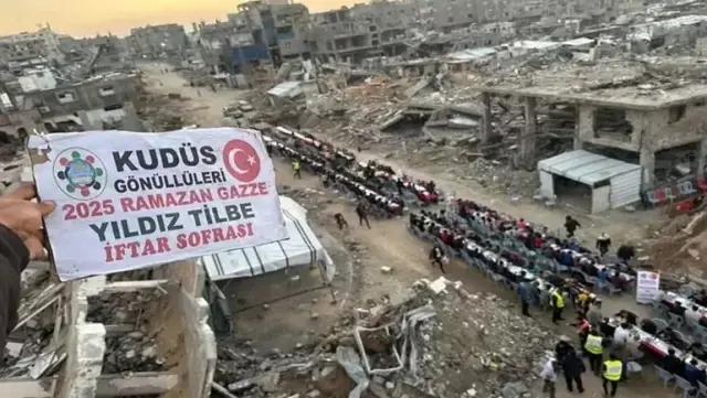 Yıldız Tilbe provided iftar meals to Gazans fasting under the shadow of war