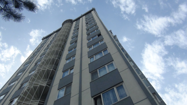 Young Woman Falls from 14th Floor in Ankara: Loses Her Life