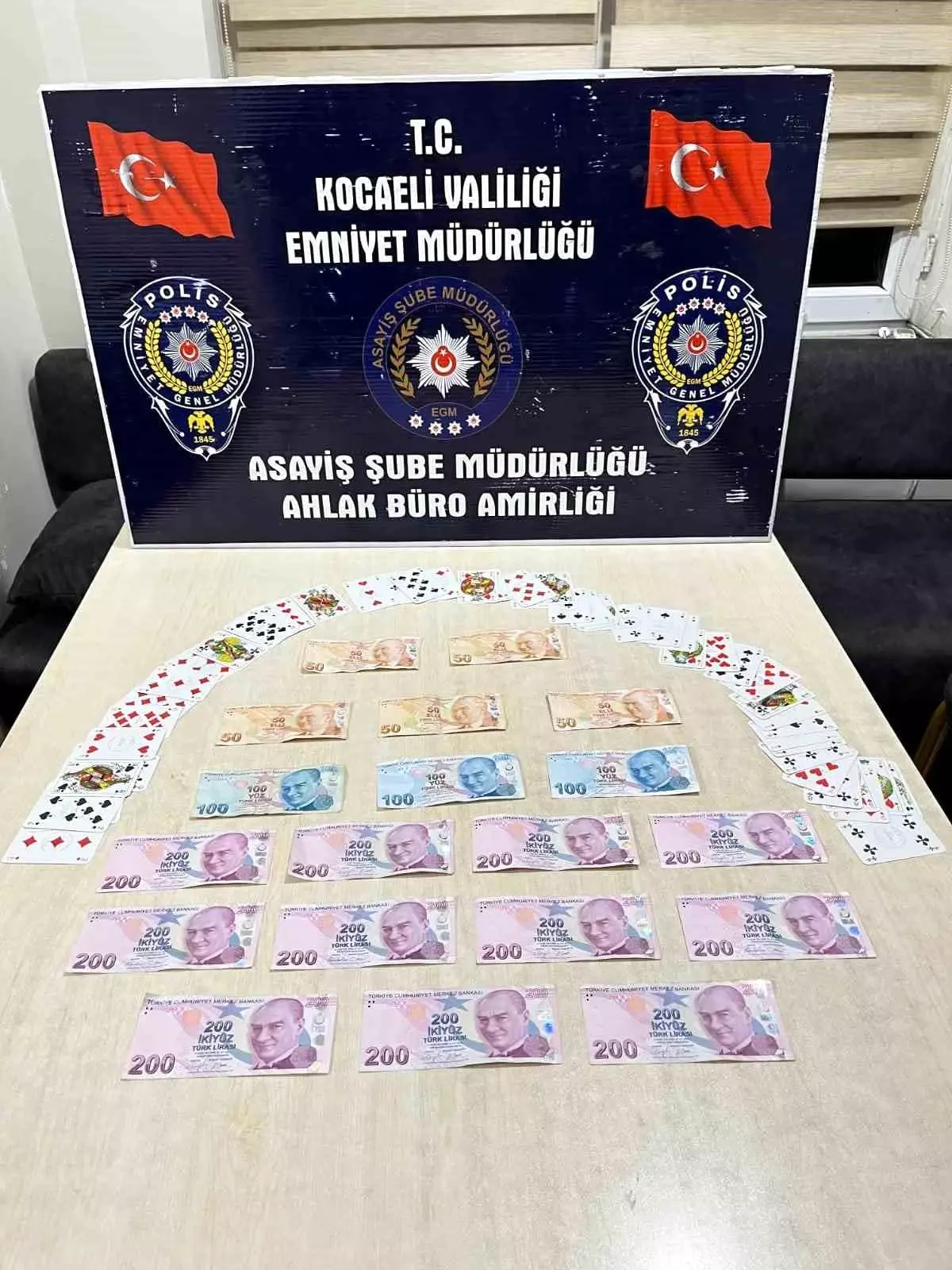 Kandıra'da Kumar Operasyonu: 4 Kişiye Cezai İşlem