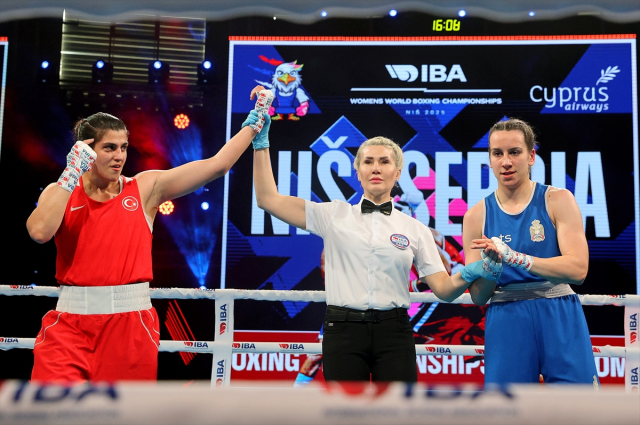 Milli boksör Busenaz Sürmeneli, dünya şampiyonu oldu Milli boksör Busenaz Sürmeneli, dünya şampiyonu oldu