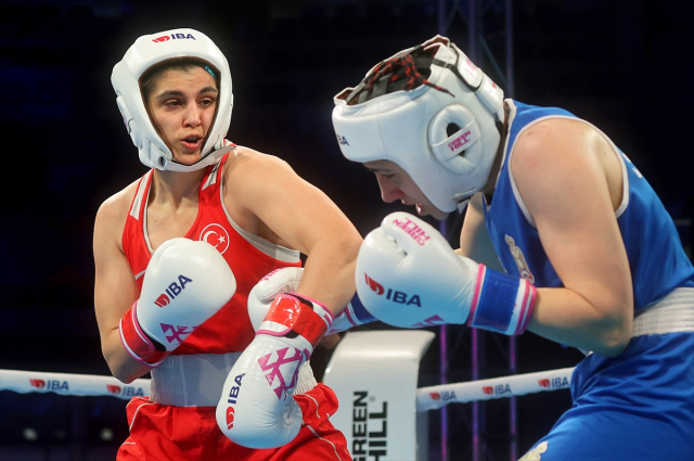 Milli boksör Busenaz Sürmeneli, dünya şampiyonu oldu Milli boksör Busenaz Sürmeneli, dünya şampiyonu oldu