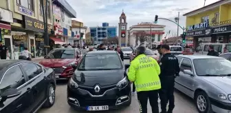Çorum'un Alaca İlçesinde Otomobilin Çarptığı Yaya Yaralandı