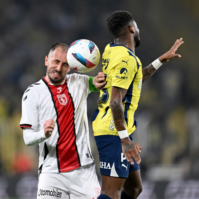 Şampiyonluk yolunda büyük kayıp! Fenerbahçe, Samsunspor ile 0-0 berabere kaldı