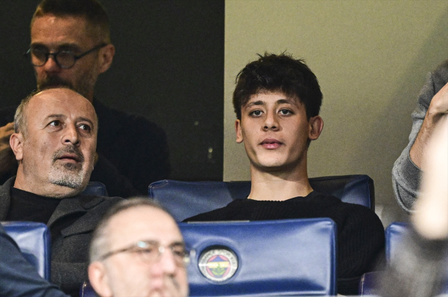 Şampiyonluk yolunda büyük kayıp! Fenerbahçe, Samsunspor ile 0-0 berabere kaldı