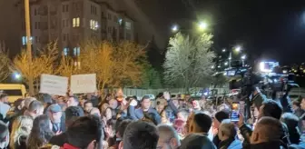 CHP İmamoğlu kararını YÖK'ün önünde protesto etti