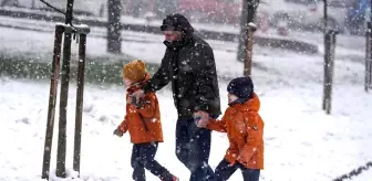 İstanbul'da şiddetli kar yağışı için saat verildi