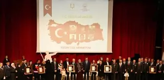 Şehit yakınları ve Gazilere 'Devlet Övünç Madalyaları' verildi