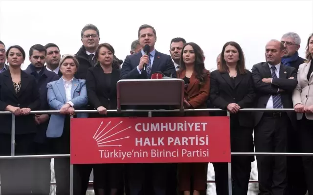 Democracy vigil at CHP Headquarters: We will not let our comrades be eaten