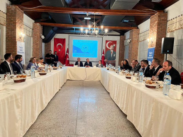 İletişim Başkanı Fahrettin Altun, TÜBAF'ın İftarına Katıldı