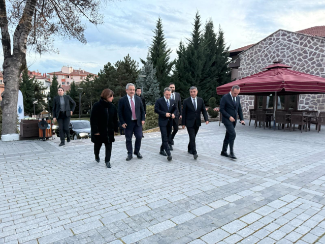 İletişim Başkanı Fahrettin Altun, TÜBAF'ın İftarına Katıldı