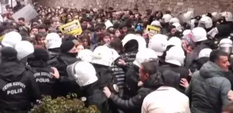 İstanbul Üniversitesi'nde İmamoğlu protestosu! Polisle arbede yaşandı