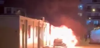 Adıyaman'da Park Halindeki Otomobil Alev Alev Yandı