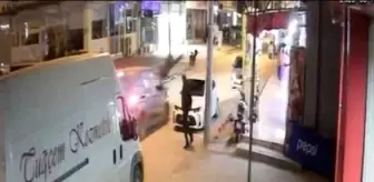Osmaniye'de Yaya Ticari Araçla Çarpıştı, Güvenlik Kamerasında Anbean Görüntülendi
