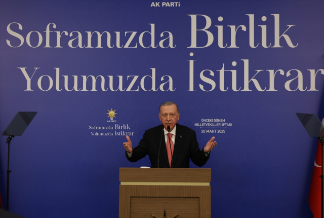 İBB'ye yönelik operasyonla ilgili Cumhurbaşkanı Erdoğan'dan ilk yorum