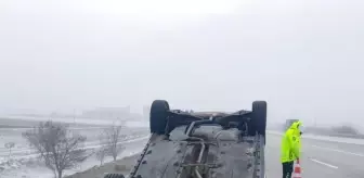 Karapınar'da Takla Atan Otomobilin Sürücüsü Yaralandı