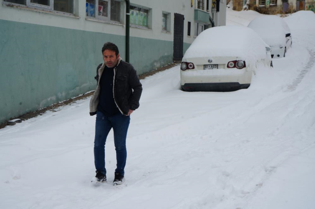 March surprised us! They woke up to 15 centimeters of snow