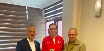 Elif Güneri'den Remzi Özçelik'e Teşekkür Ziyareti