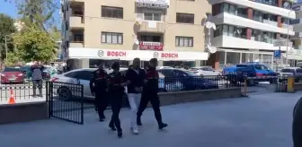 Eşini 20 Baltayla Öldüren Zanlı Kuşadası'nda Yakalandı