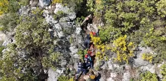 Paraşütle Havalandı, Takılan Paraşütle Düştü