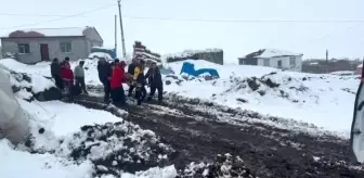 Kars'ta Boynu Kırılan Kadın İçin Ekipler Seferber Oldu