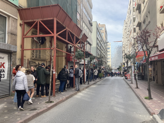 Primary election in CHP! Long queues formed in front of the ballot boxes