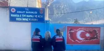 Manisa'da Uyuşturucu Ticareti Yapan Kadın Tutuklandı