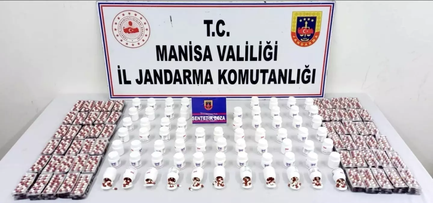 Manisa'da İki Şahıs Uyuşturucu Hap ile Yakalandı
