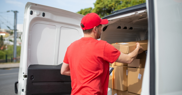 Arefe günü kargolar çalışıyor mu 2025? Arefe günü kargolar açık mı?