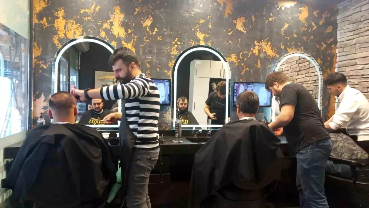 Edirne'de Berberlerde Bayram Yoğunluğu Arttı