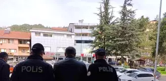 Karabük'te Hırsızlık ve Cinayet Suçlarından Aranan 3 Kişi Yakalandı