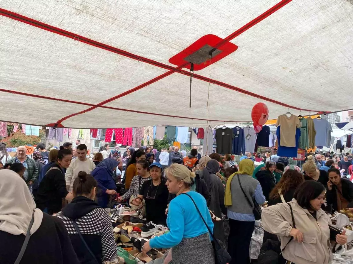 Denizli'de Bayram Alışverişi Yoğunluğu