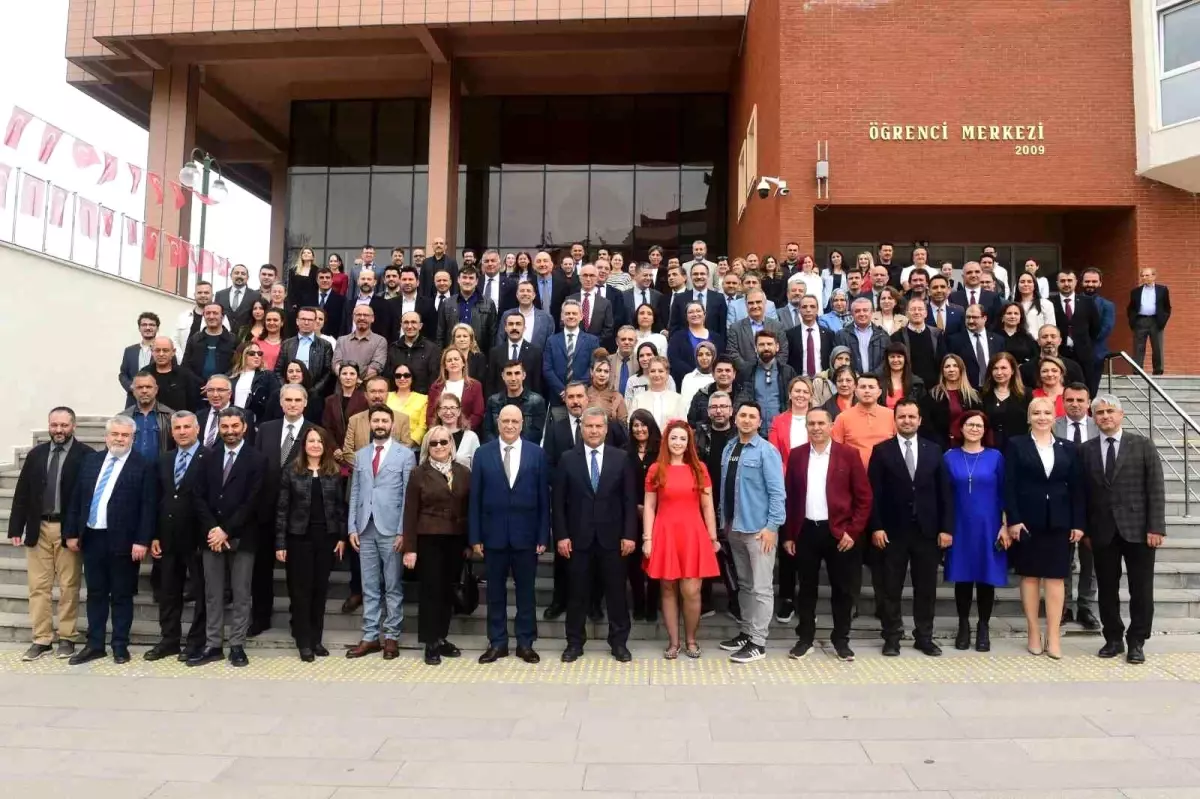 Anadolu Üniversitesi Ailesi Ramazan Bayramı'nda Bir Araya Geldi