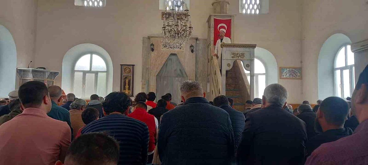 Diyanet'ten Ramazan Veda Hutbesi: Trafikte Dikkat Uyarısı