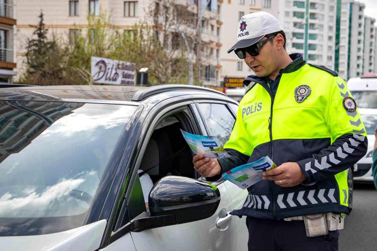 Diyarbakır'da Bayram Tatilinde Trafik Denetimleri Arttı