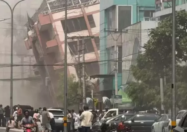 Myanmar depremde kaç kişi öldü?
