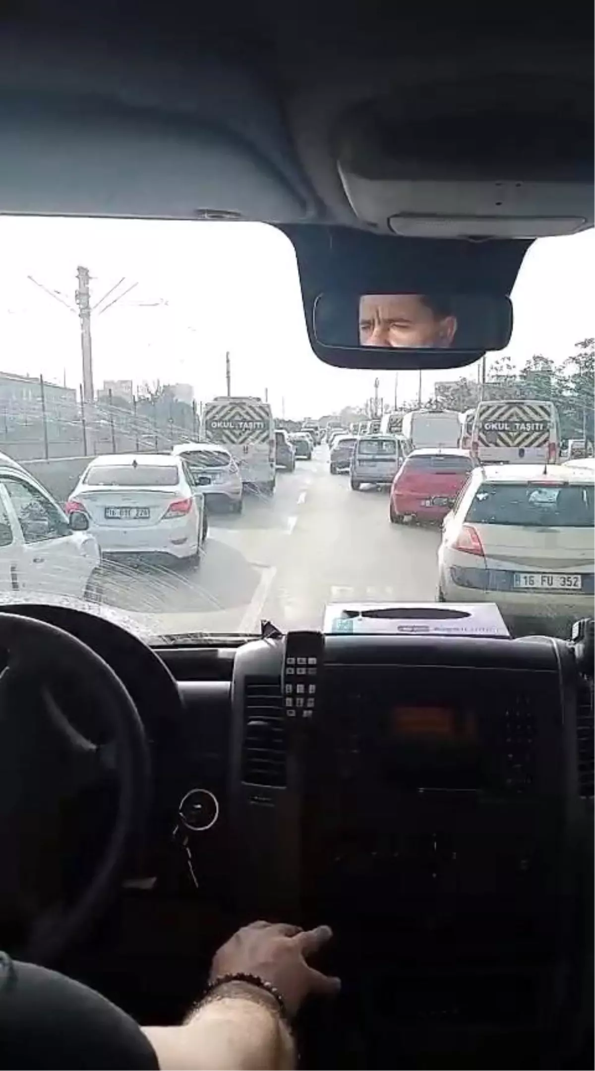 Bursa'da Sürücülerden Duyarlı Davranış: Fermuar Sistemi Başarıyla Uygulandı