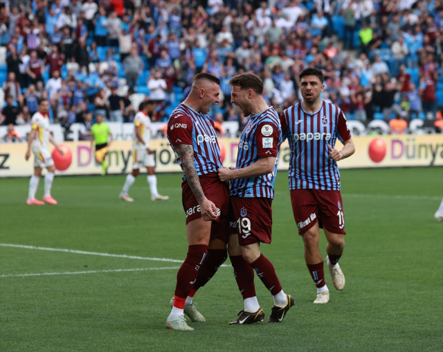 Trabzonspor Göztepe maçı kaç kaç bitti? Trabzonspor Göztepe maç özeti ve maçtan kareler...