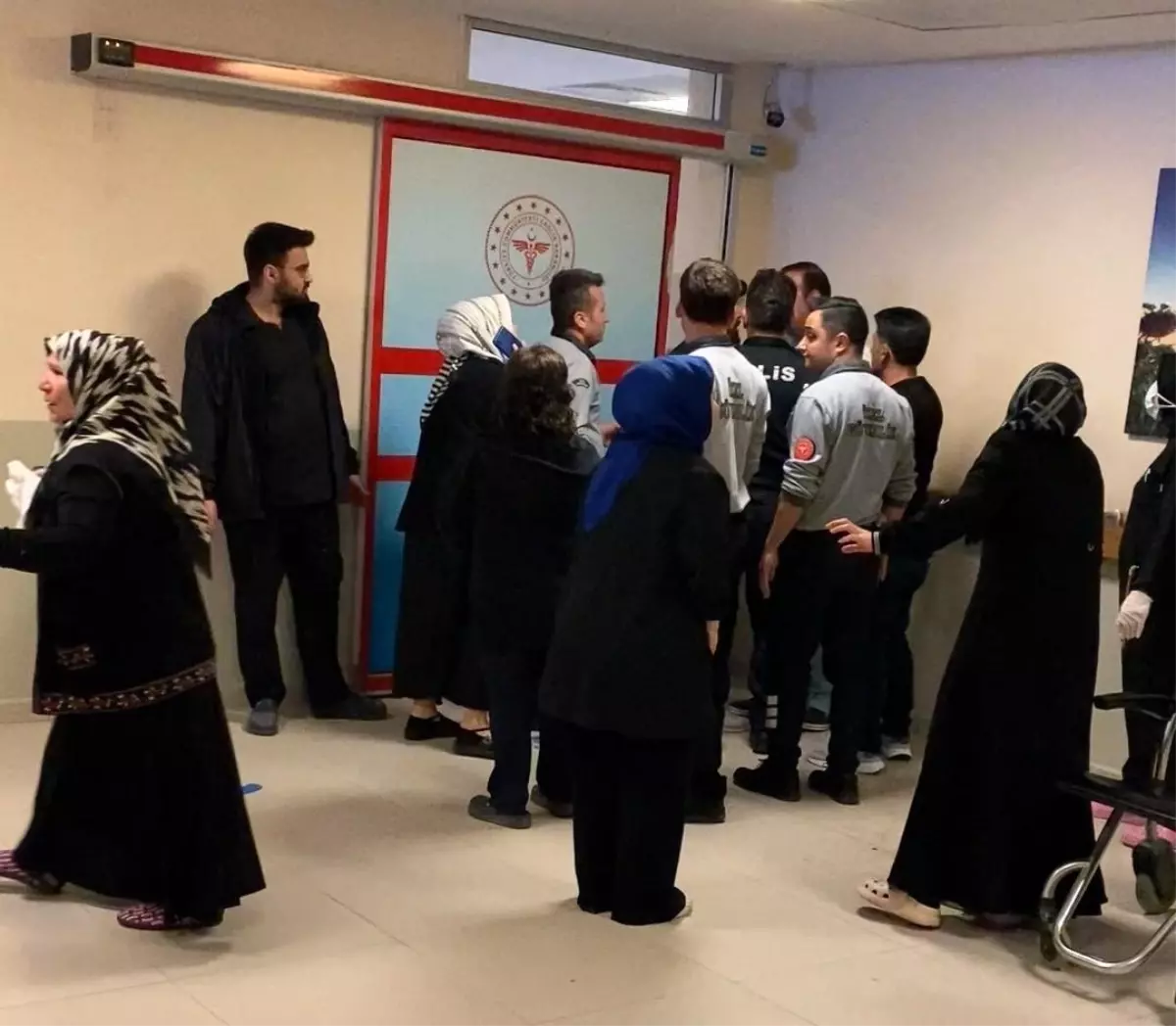 İnegöl'de 3 Yaşındaki Çocuk Merdiven Boşluğuna Düştü