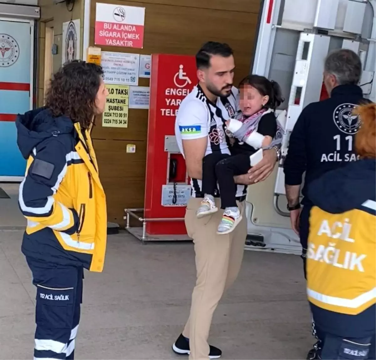 İnegöl'de Balkondan Düşen 3 Yaşındaki Çocuk Ağır Yaralandı