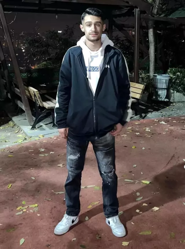 Kağıthane'de Otomobil Takibi Sonrası Genç Kurşunlandı