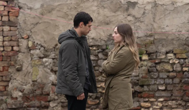 SAHİPSİZLER 18. BÖLÜM FRAGMANI! STAR TV Sahipsizler yeni bölüm fragmanı yayınlandı mı? Sahipsizler Azize ölüyor mu?