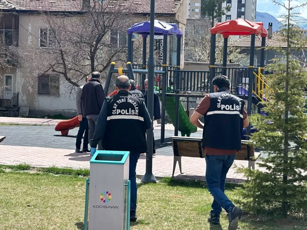 Kayseri'de Çocuk Parkında Bıçaklama Olayı